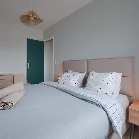 Le Solferino Balcon Parking Wifi * Laval (Mayenne)
