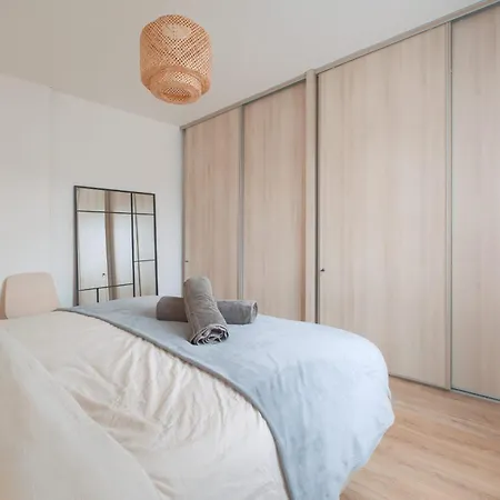 아파트 Le Solferino - Balcon - Parking - Wifi 라발